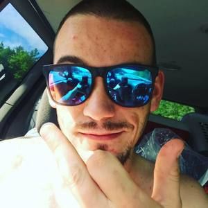 Meet your Posher, Tyler